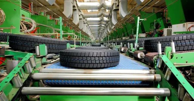 Apollo Tyres Introduces Apterra AT2 Range Of SUV Tyres Apollo Tyres Introduces Apterra AT2 Range Of SUV Tyres