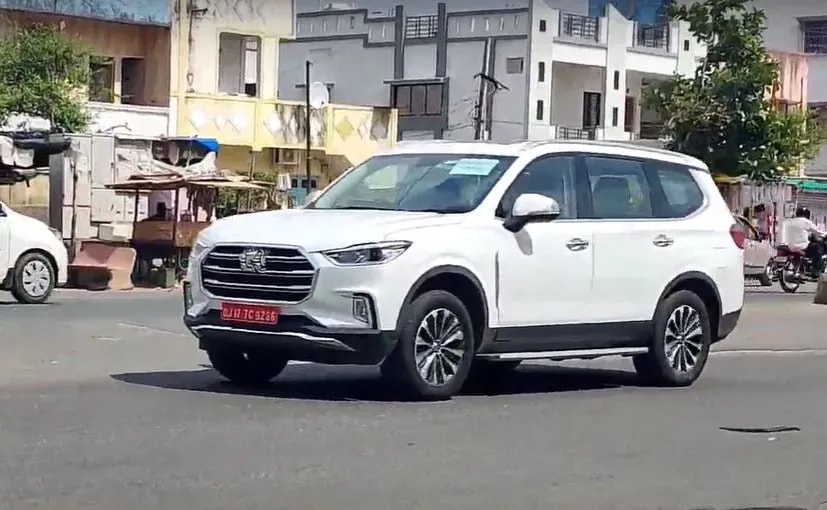 MG Gloster SUV Spotted Without Camouflage Ahead Of India Launch MG Gloster SUV Spotted Without Camouflage Ahead Of India Launch