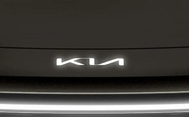 Kia India spoke about launching a new SUV that will go on sale in 2022. At the virtual round-table, the company shared that it is evaluating the three-row (seven-seater) segment which is gaining prominence in India by the day.