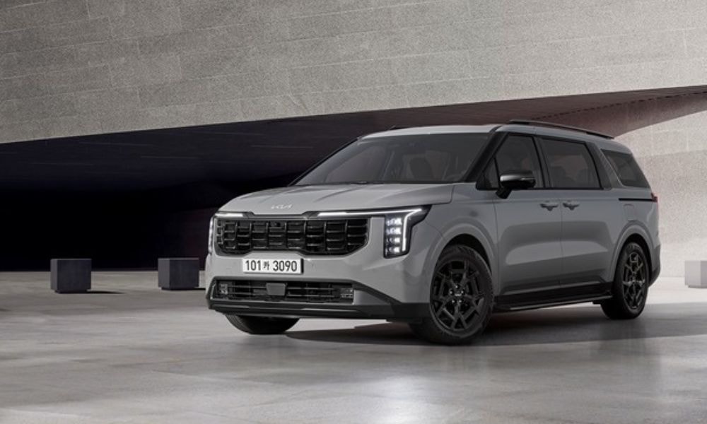 Kia Carnival Facelift Exterior Design Revealed; India Launch Set For 2024 Kia Carnival Facelift Exterior Design Revealed; India Launch Set For 2024