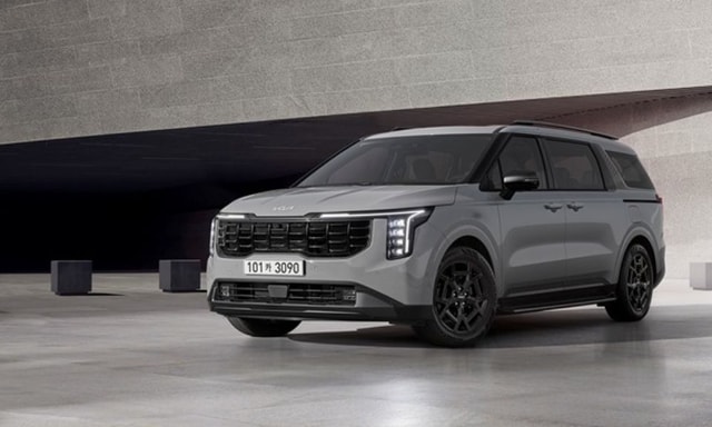 Kia Carnival Facelift Exterior Design Revealed; India Launch Set For 2024 Kia Carnival Facelift Exterior Design Revealed; India Launch Set For 2024