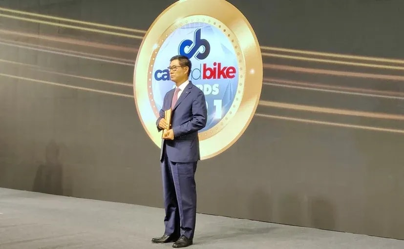 carandbike Awards 2021: Kookhyun Shim Receives Business Leader Of The Year Award carandbike Awards 2021: Kookhyun Shim Receives Business Leader Of The Year Award