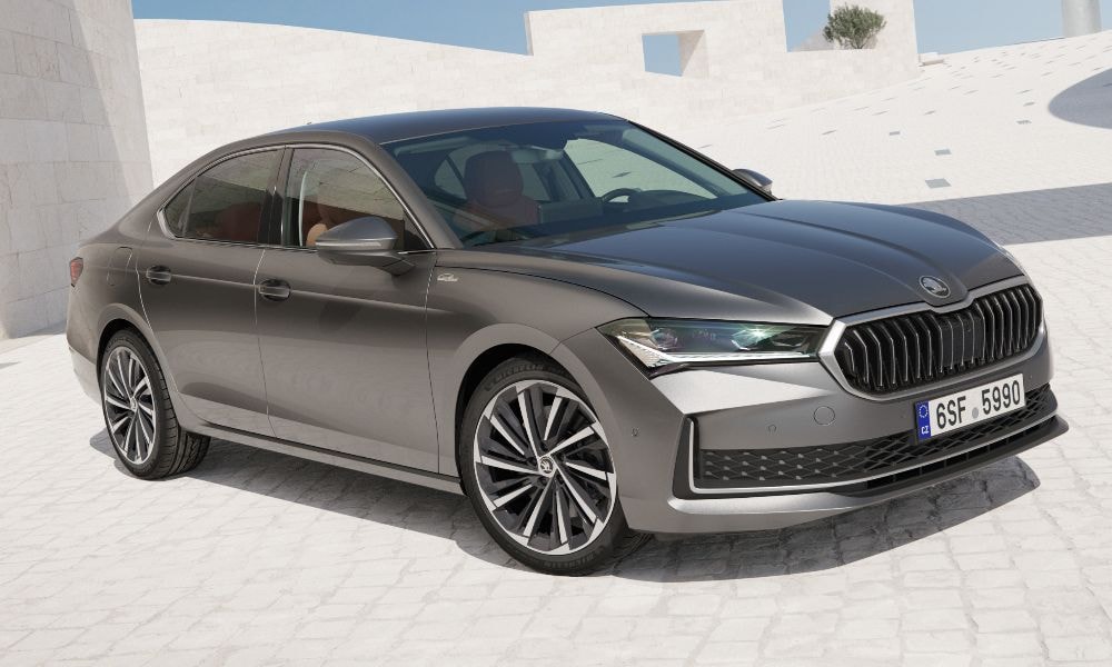New Skoda Superb Sedan Debuts With More Space, Sharper Focus On Tech New Skoda Superb Sedan Debuts With More Space, Sharper Focus On Tech