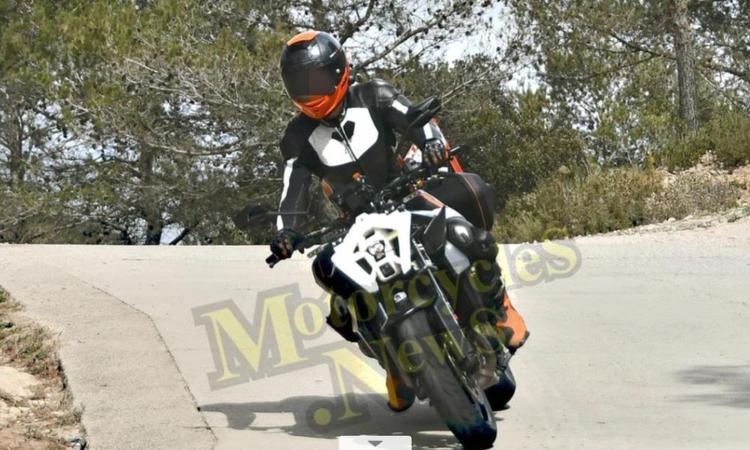 The KTM 990 Duke will be the successor to the 890 Duke featuring a new parallel-twin motor and a fresh design
