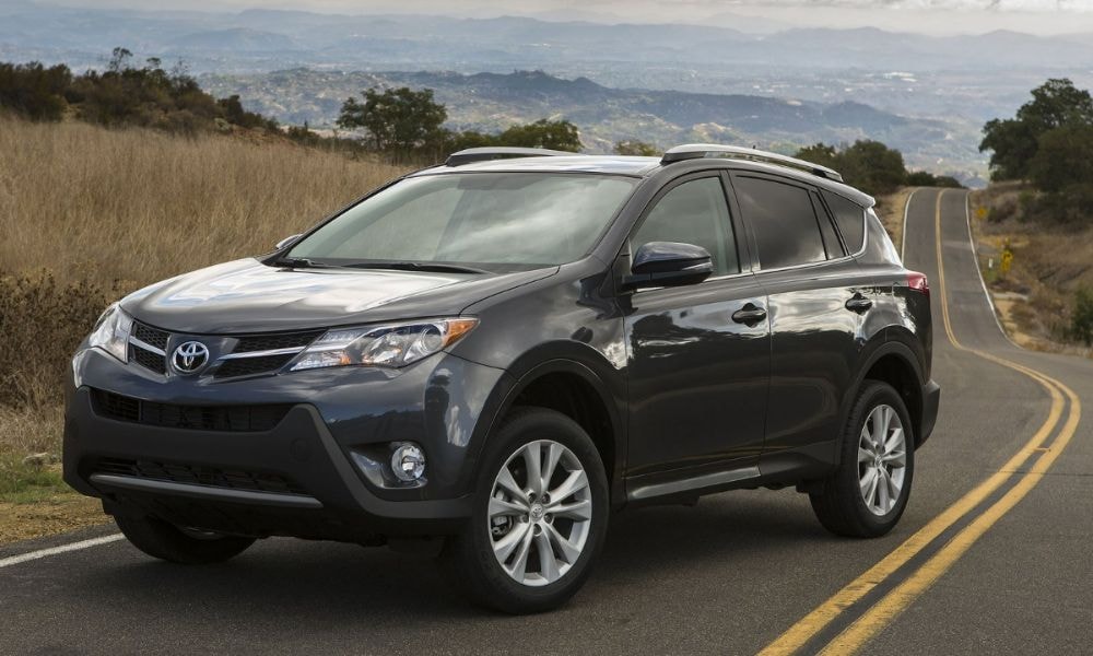 Toyota Recalls 18 Lakh Units Of The RAV4 In The US Because Of A Fire Risk Toyota Recalls 18 Lakh Units Of The RAV4 In The US Because Of A Fire Risk