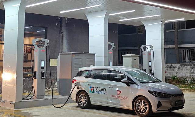 चार्जज़ोन मुंबई और वेल्लोर में पहला 360 kW ईवी फास्ट-चार्जिंग स्टेशन खोलेगा