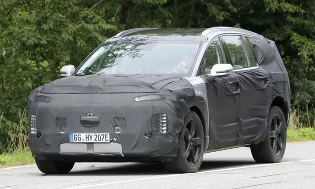 Hyundai Ioniq 7 Electric SUV Spotted Testing In Germany Hyundai Ioniq 7 Electric SUV Spotted Testing In Germany