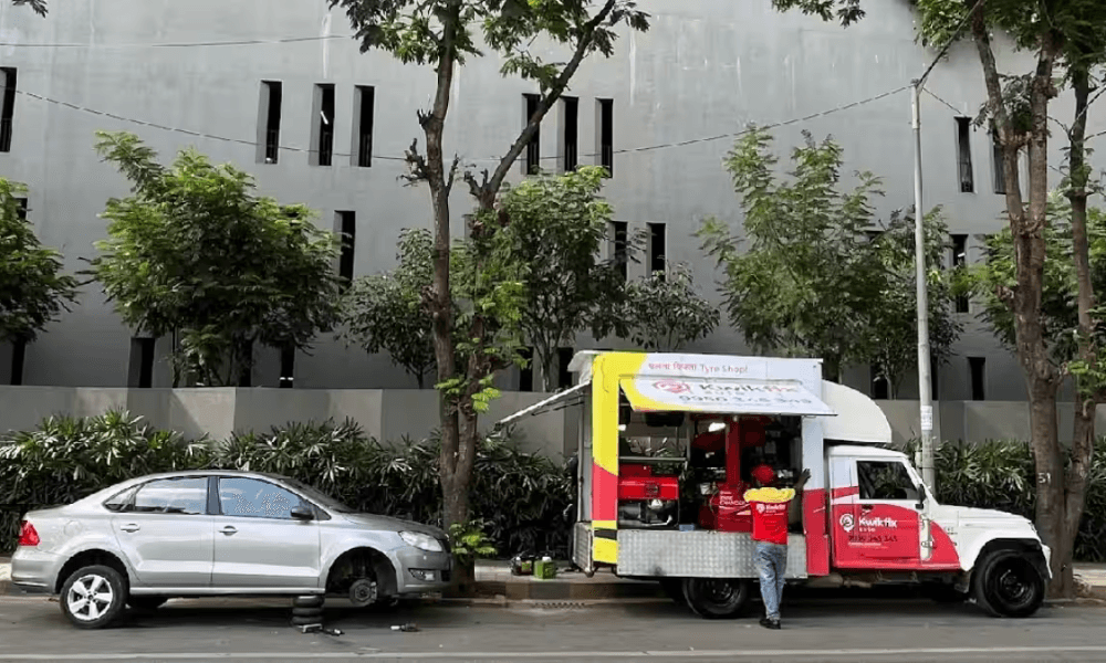 KwikFix Auto Introduces Mobile Tyre Changing Service For Luxury Vehicles KwikFix Auto Introduces Mobile Tyre Changing Service For Luxury Vehicles