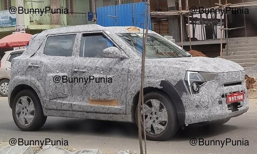 Mahindra XUV300 Facelift Spotted Testing; New Spy Shots Reveal Updated Design