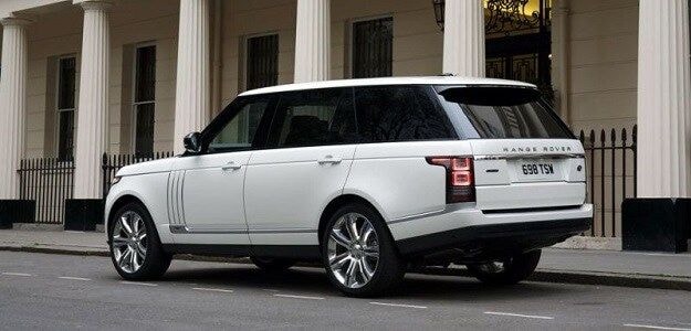 Range Rover gets stretched! Range Rover gets stretched!