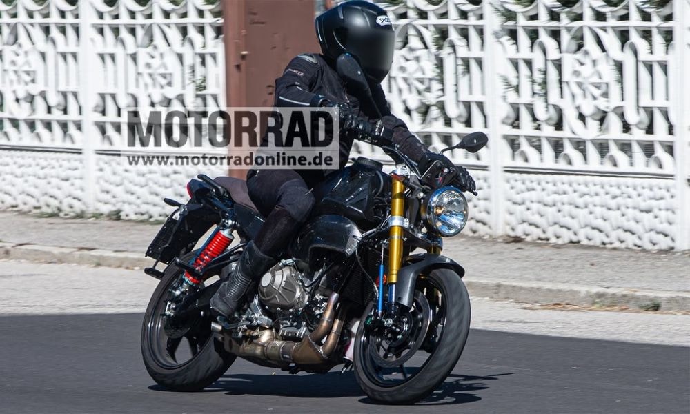 Naked Aprilia Tuono 457 Spied On Test In Europe! Naked Aprilia Tuono 457 Spied On Test In Europe!