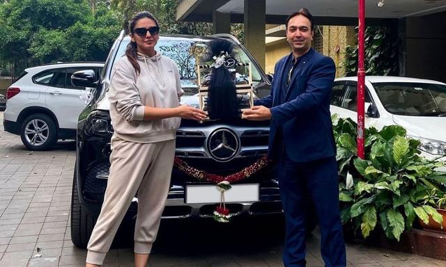 Huma Qureshi's Women's Day treat - a luxurious new Mercedes-Benz GLS