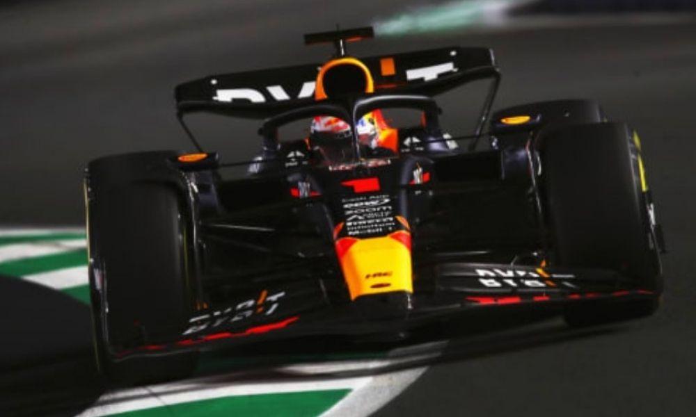 Saudi Arabian GP Race Report: Perez Holds Off Teammate Verstappen To Claim Victory