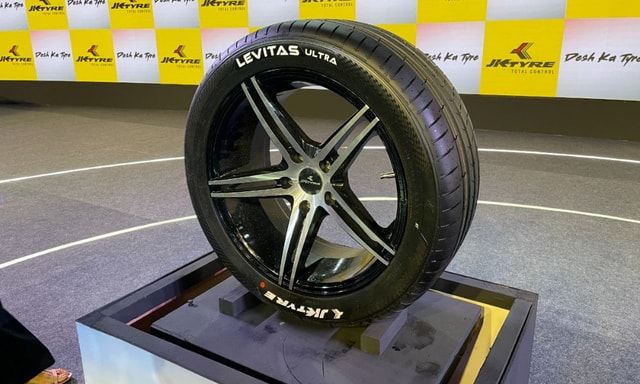 JK Tyre Launches ‘Levitas Ultra’ Premium Car Tyres JK Tyre Launches ‘Levitas Ultra’ Premium Car Tyres