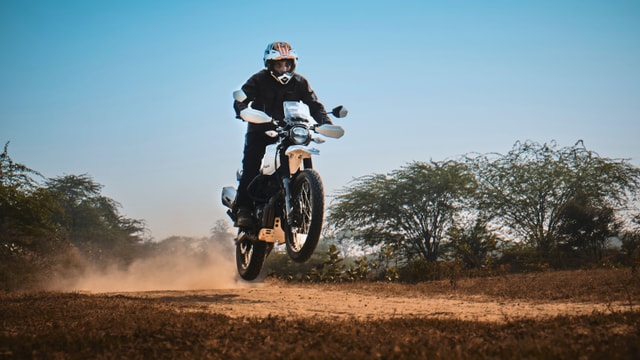 Hero Motocorp Sells 5.2 Lakh Units Of Motorcycles In March 2023; Posts 15 Per Cent Growth Hero Motocorp Sells 5.2 Lakh Units Of Motorcycles In March 2023; Posts 15 Per Cent Growth