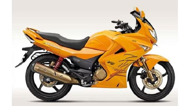 Hero trademarks Karizma XMR name tag. It is likely to be powered by a 210cc engine.