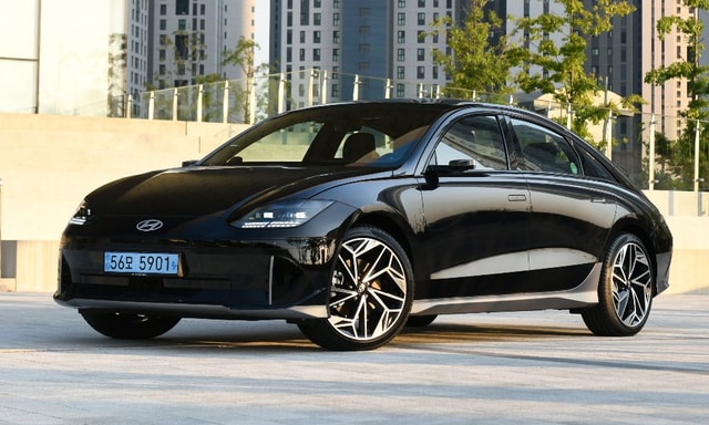 Hyundai Ioniq 6 Wins 2023 World Car Of The Year Award; Bags Three Titles In Total Hyundai Ioniq 6 Wins 2023 World Car Of The Year Award; Bags Three Titles In Total