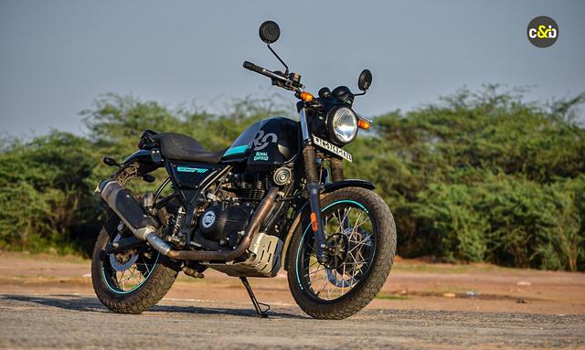 Yes! The good-looking Royal Enfield Himalayan Scram 411 makes its debut in the car&bike garage. We have already spent some time with it and here are our initial impressions!