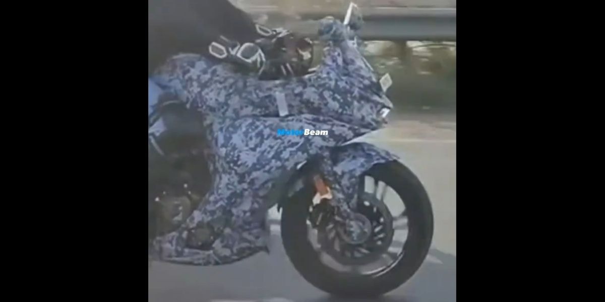 New Hero Karizma XMR 210 Spied New Hero Karizma XMR 210 Spied