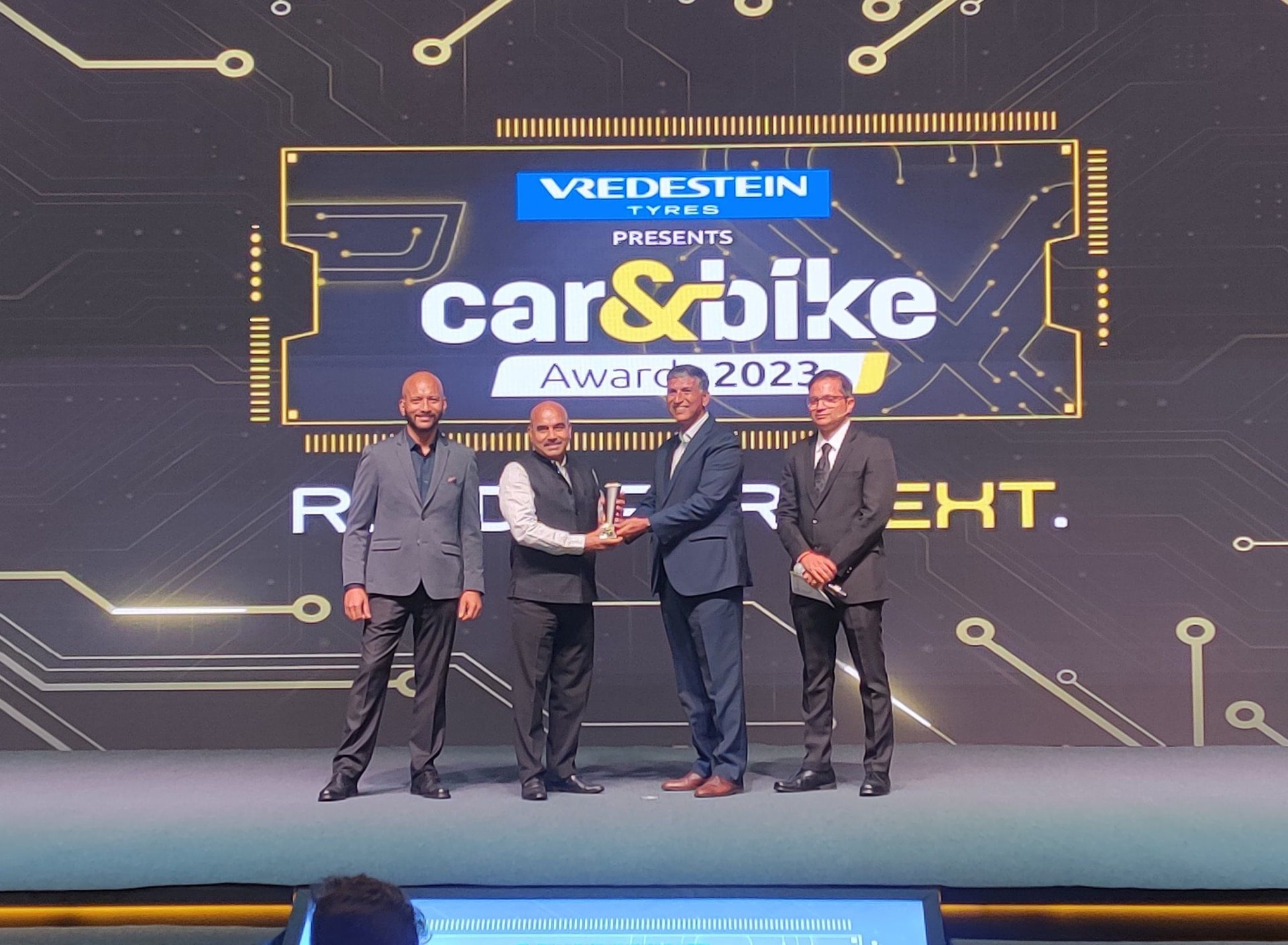carandbike Awards 2023: Toyota Innova HyCross Is Car Of The Year carandbike Awards 2023: Toyota Innova HyCross Is Car Of The Year