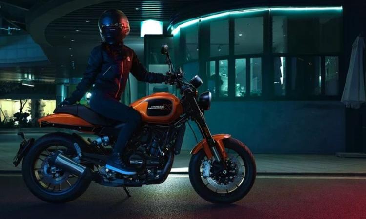 The motorcycle is the result of Harley-Davidson’s collaboration with QJMotor