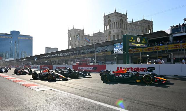 Formula 1 has signed a new 3-year agreement for the Azerbaijan Grand Prix to stay on the calendar.
