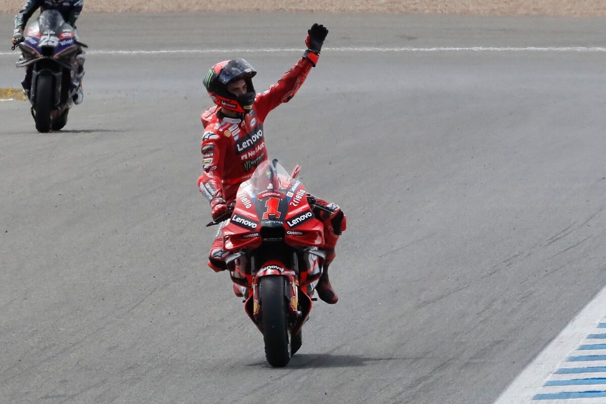 MotoGP: Bagnaia Beats Relentless Binder To The Finish Line In Jerez MotoGP: Bagnaia Beats Relentless Binder To The Finish Line In Jerez