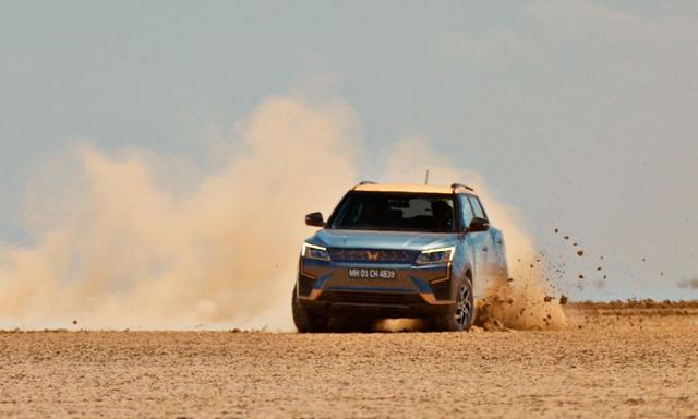 car&bike And Mahindra Enter India Book Of Records For Driving XUV400 EV Across Rann Of Kutch On A Single Charge
