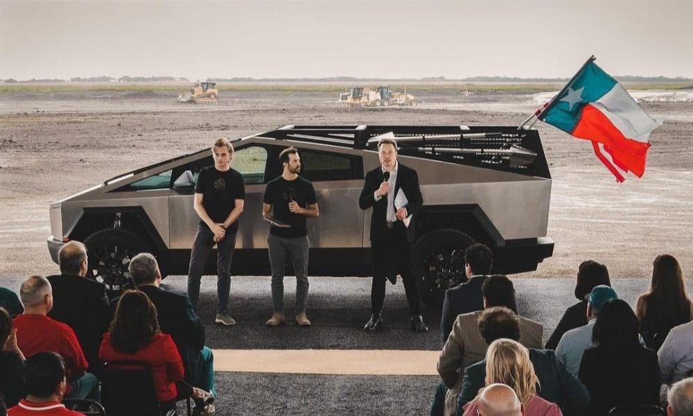 Elon Musk Teases Tool And Roof Racks For Tesla's Cybertruck Elon Musk Teases Tool And Roof Racks For Tesla's Cybertruck