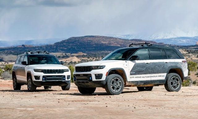 Jeep Previews Autonomous Off-Road Driving Technology Jeep Previews Autonomous Off-Road Driving Technology