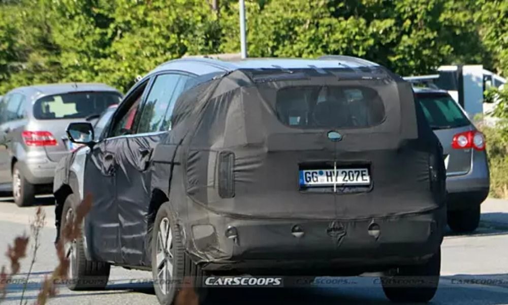 Hyundai Ioniq 7 Spotted Ahead of Launch Hyundai Ioniq 7 Spotted Ahead of Launch