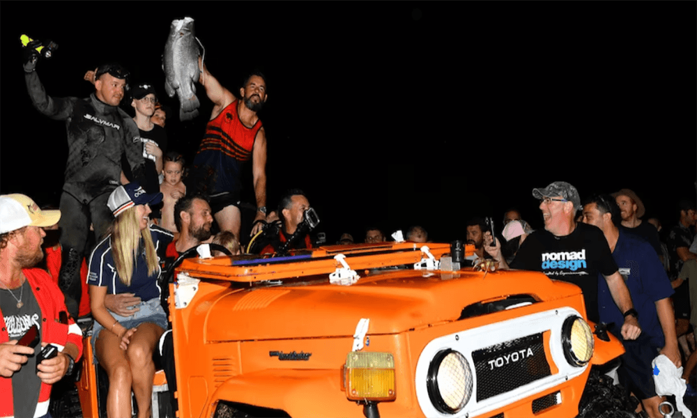 1978 Land Cruiser 'Mudcrab' Driven 7 km Underwater 1978 Land Cruiser 'Mudcrab' Driven 7 km Underwater