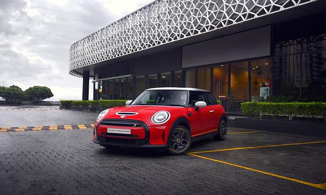 Mini Unveils Limited-Edition Cooper SE Charged Edition 
