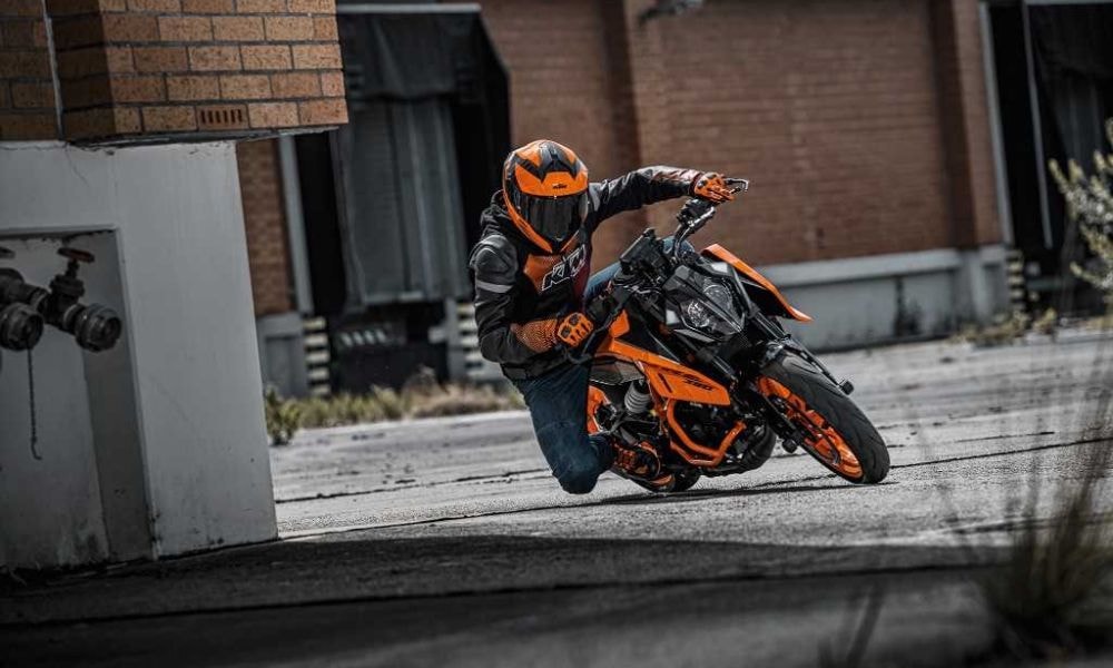2024 KTM 390 Duke Unveiled 2024 KTM 390 Duke Unveiled