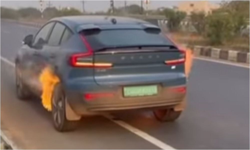 Volvo Cars India Issues Statement After Video Of C40 Recharge Engulfed In Flames Circulates Volvo Cars India Issues Statement After Video Of C40 Recharge Engulfed In Flames Circulates