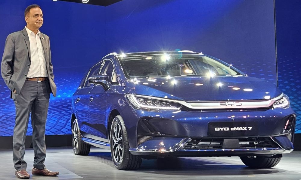 BYD eMAX 7: Variants, Features, Prices Explained BYD eMAX 7: Variants, Features, Prices Explained