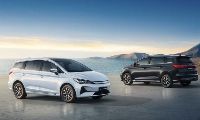 BYD eMax 7 Comfort Launched At Rs 27.90 Lakh BYD eMax 7 Comfort Launched At Rs 27.90 Lakh