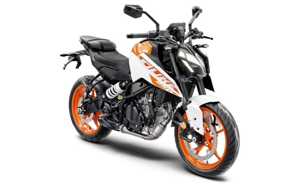 KTM Duke 250 Gets 5.0-Inch TFT Display, Priced At Rs 2.41 Lakh KTM Duke 250 Gets 5.0-Inch TFT Display, Priced At Rs 2.41 Lakh