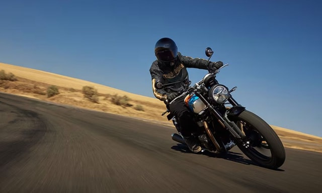 2025 Triumph Speed Twin 900 Unveiled 2025 Triumph Speed Twin 900 Unveiled