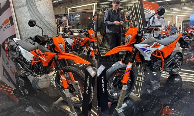 EICMA 2024: KTM 390 SMC R And Enduro R Unveiled EICMA 2024: KTM 390 SMC R And Enduro R Unveiled