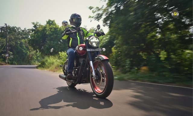 Royal Enfield Goan Classic 350 Review: In Pictures The Royal Enfield Goan Classic 350 is an attractive factory custom bobber that has a lot going for it - custom cool design with four attractive colour options and a not-so-expensive price point.