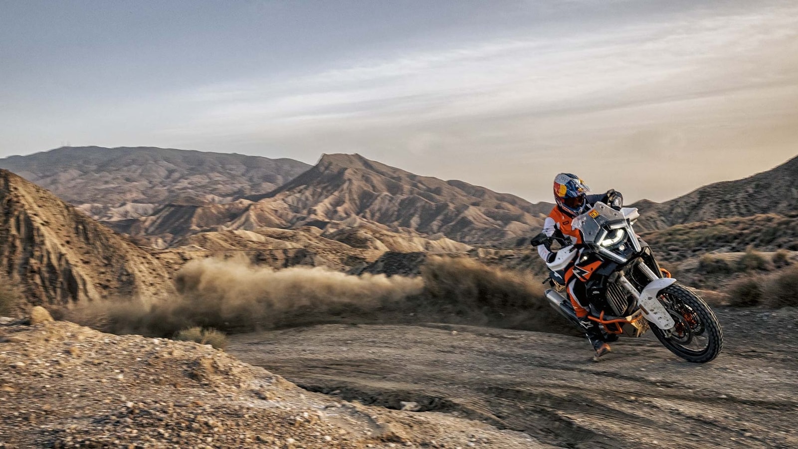 KTM 1390 Super Adventure R Revealed  KTM 1390 Super Adventure R Revealed