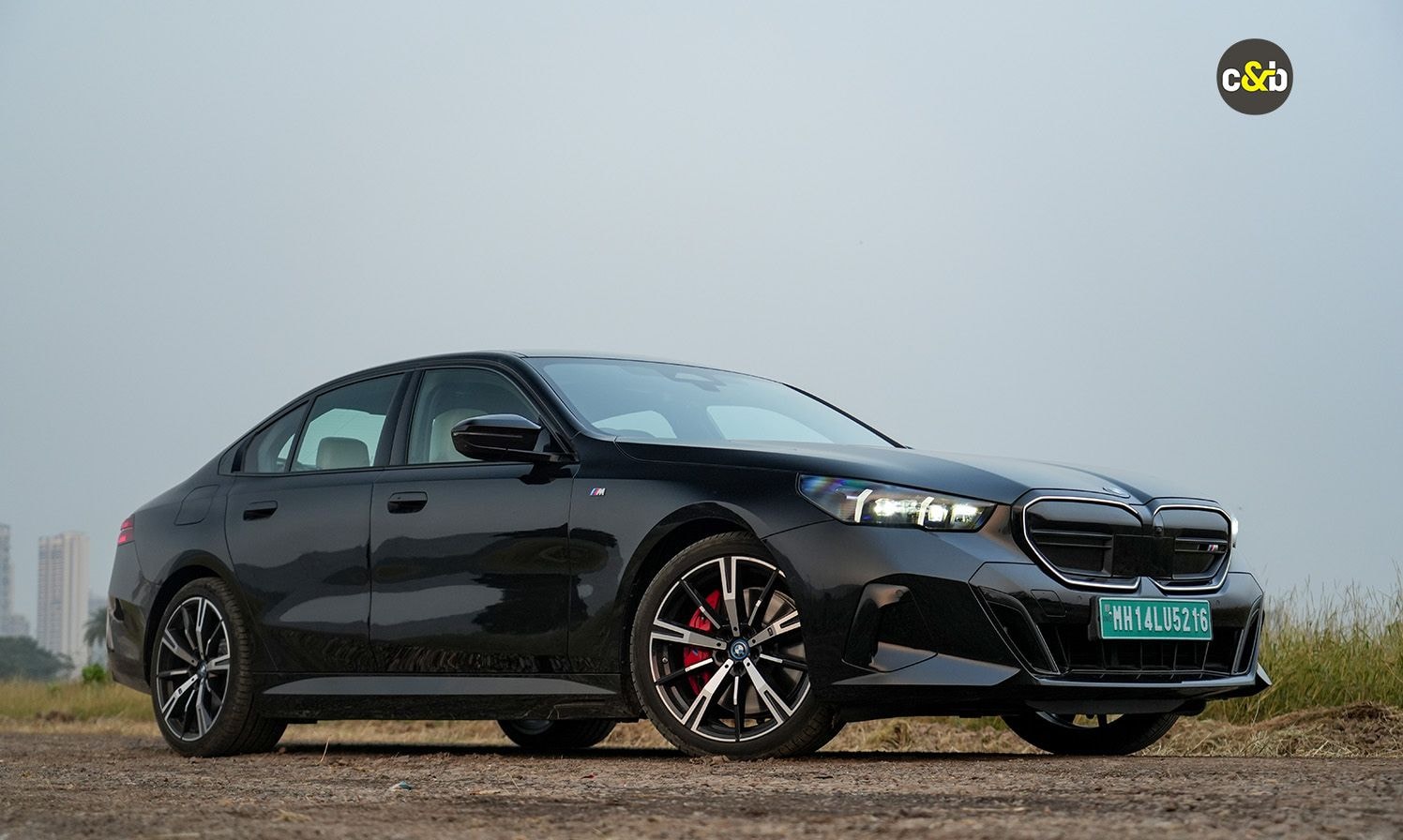 Maharashtra Proposes Tax On EVs Over Rs 30 Lakh, Tax Hike on CNG Passenger Cars Maharashtra Proposes Tax On EVs Over Rs 30 Lakh, Tax Hike on CNG Passenger Cars