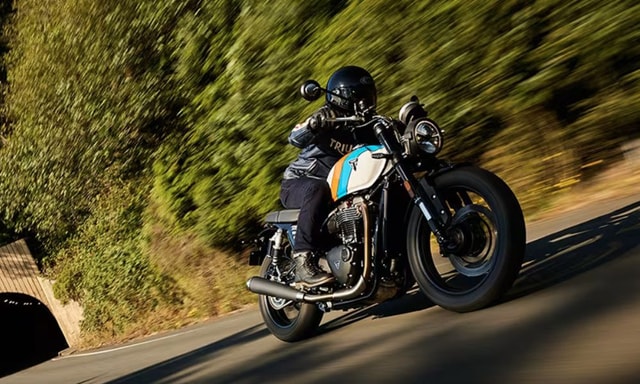 Triumph Speed Twin 900 Launched At Rs 8.89 Lakh  Triumph Speed Twin 900 Launched At Rs 8.89 Lakh