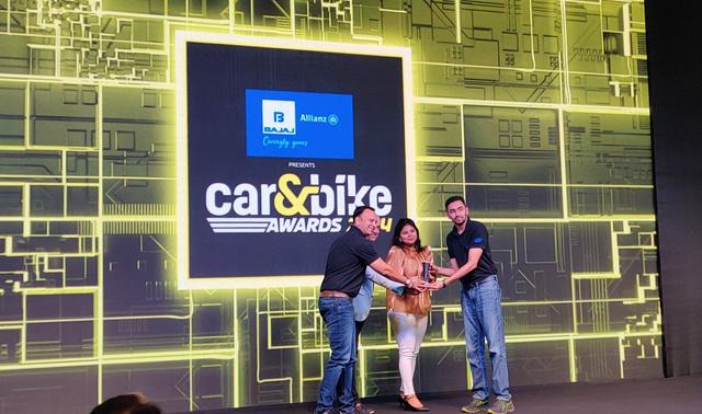 car&bike awards 2024: Triumph Scrambler 400 X Wins the ‘Scrambler of the Year’ Award