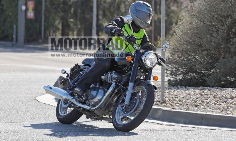 Upcoming Royal Enfield Classic 650 Caught Testing Again