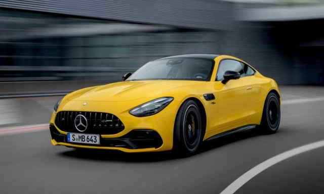 Mercedes-AMG GT 43 Coupe Debuts With 4-Cylinder Engine, Rear-Wheel Drive Mercedes-AMG GT 43 Coupe Debuts With 4-Cylinder Engine, Rear-Wheel Drive
