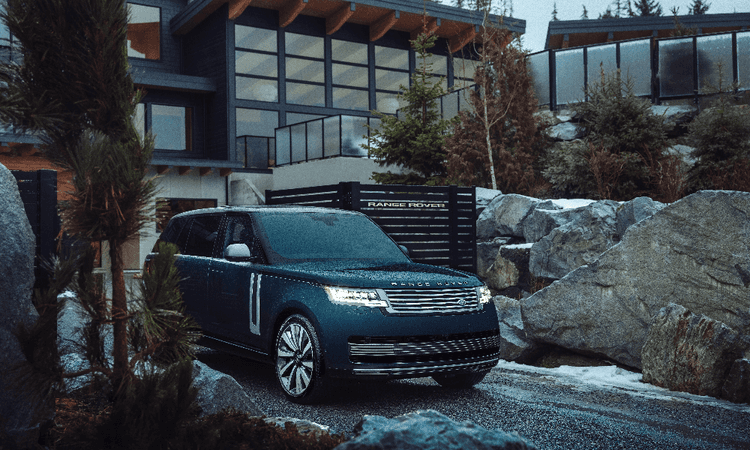 Bespoke Range Rover takes inspiration from the Canadian Coast Mountains and is limited to just 8 units.