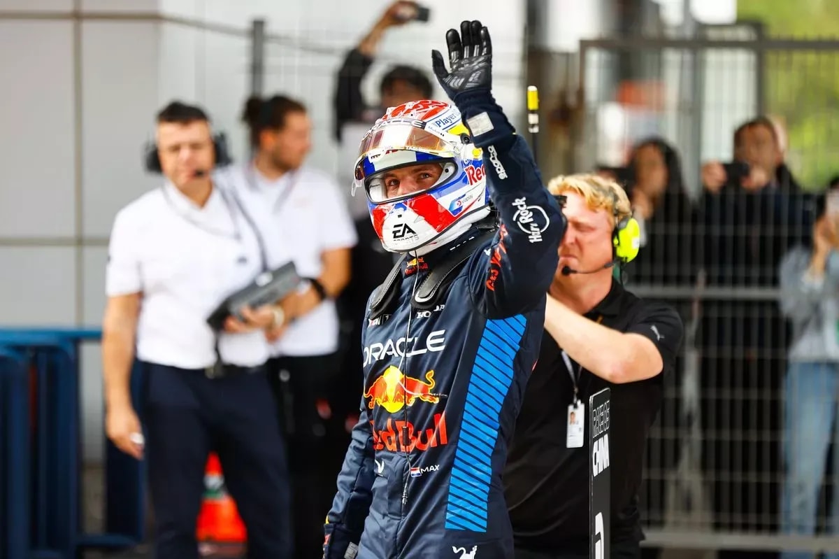 Verstappen Clinches Red Bull’s 100th Pole Position In Chinese GP Qualifying Verstappen Clinches Red Bull’s 100th Pole Position In Chinese GP Qualifying