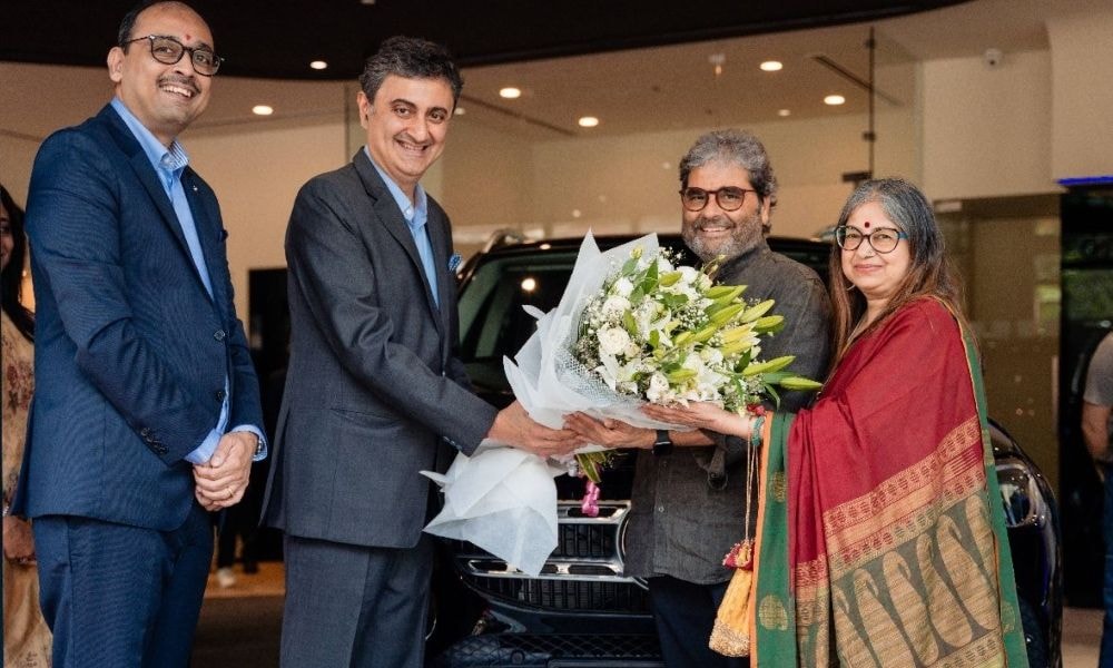 Director Vishal Bhardwaj Buys The Mercedes-Benz GLE Luxury SUV Worth Over Rs 1 Crore Director Vishal Bhardwaj Buys The Mercedes-Benz GLE Luxury SUV Worth Over Rs 1 Crore